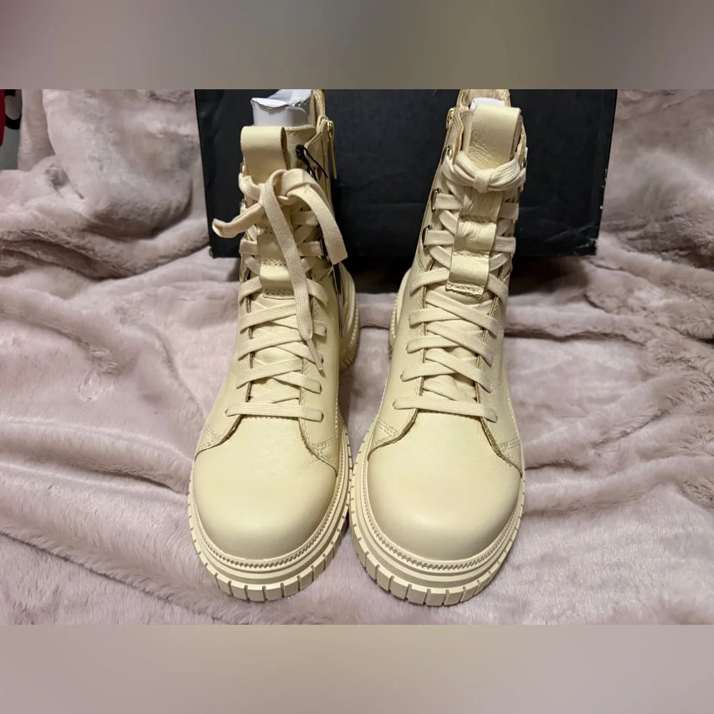 Sorel Cream Lace-Up Combat Boots - Picture 2 of 5